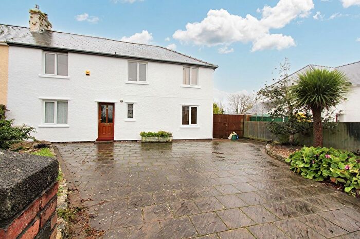 3 Bedroom Semi Detached House For Sale In Barons Close, Llantwit Major, CF61