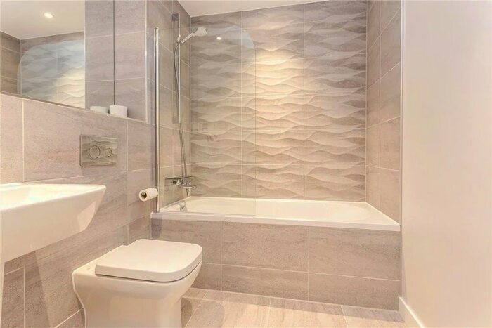 1 Bedroom Flat To Rent In Burlington Road, New Malden, KT3