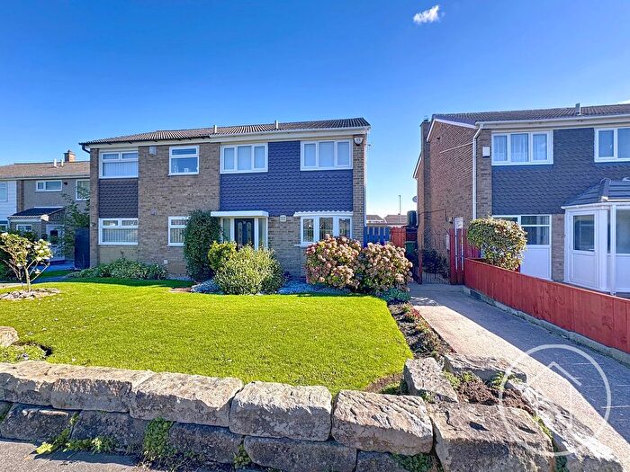 3 Bedroom Semi-detached House For Sale In Mitchell Avenue, Thornaby, TS17