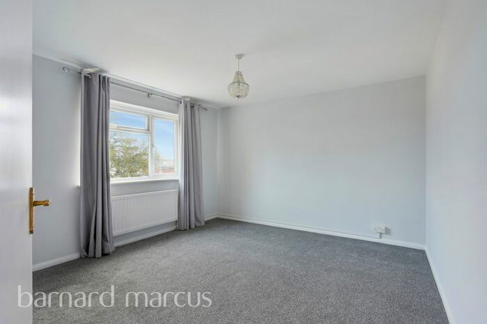 1 Bedroom Flat To Rent In Clarendon Road, Wallington, SM6