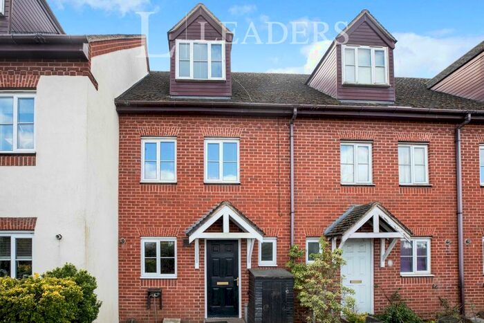 3 Bedroom Town House To Rent In High Street, Desford, Leicester, LE9
