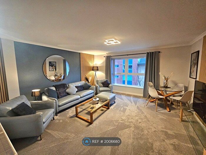 2 Bedroom Flat To Rent In Partick Bridge Street, Glasgow, G11