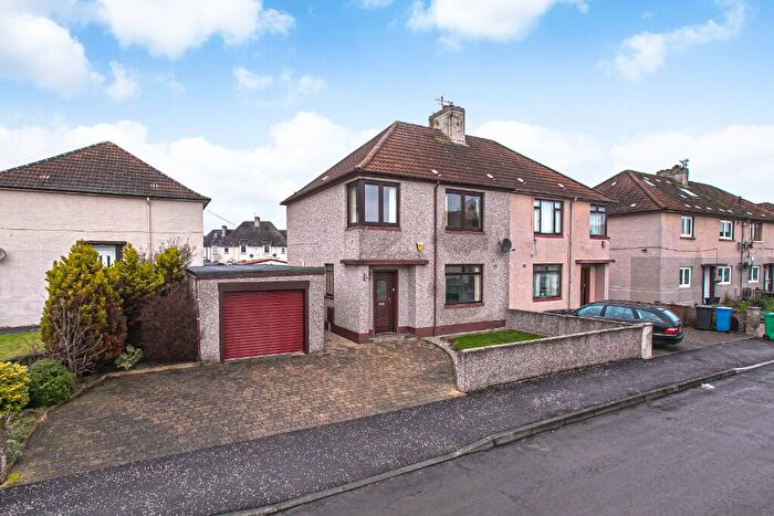 3 Bedroom Semi-detached Villa To Rent In Earl Haig Avenue, Leven, Fife, KY8