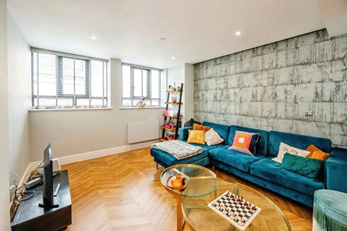 2 Bedroom Apartment To Rent In Newhall Street, Birmingham, B3