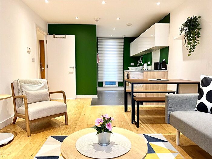 1 Bedroom Flat For Sale In Devizes Street, London, N1