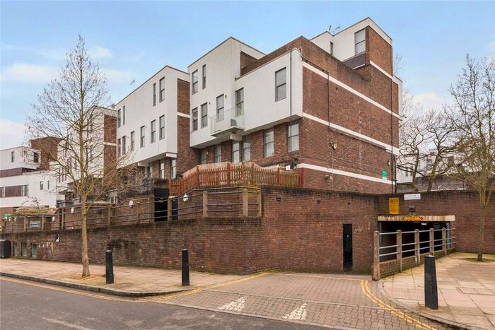 2 Bedroom Flat To Rent In Handa Walk, London, N1
