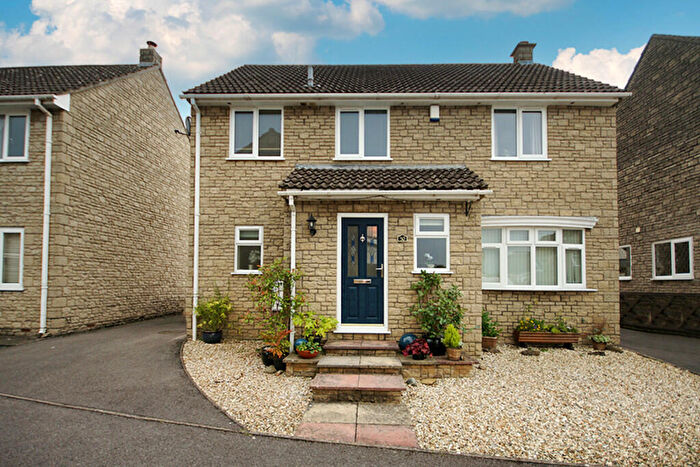 4 Bedroom Detached House For Sale In Inglestone Road, Wickwar, GL12