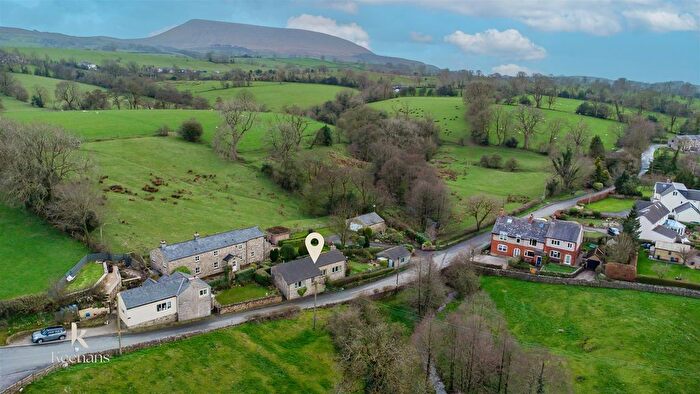 2 Bedroom Bungalow For Sale In Newby, Rimington, BB7