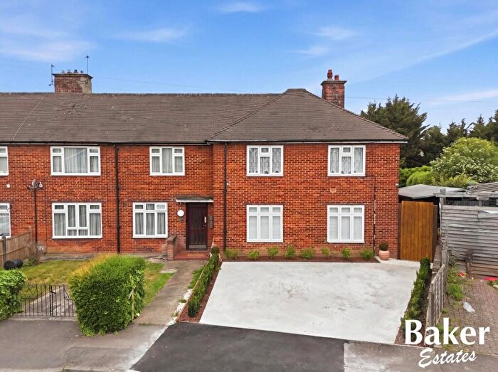 1 Bedroom Flat For Sale In Branch Road, Hainault, London, IG6