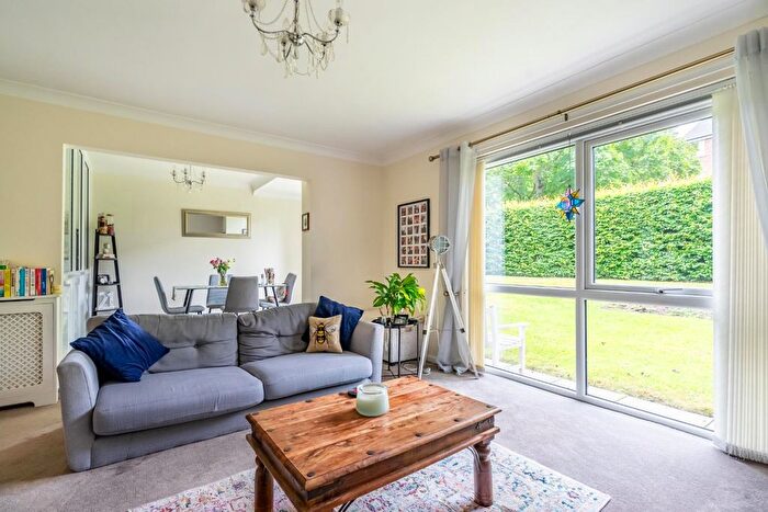 2 Bedroom Property To Rent In Ashfield Court, York, YO24