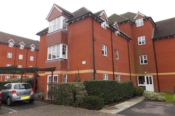 2 Bedroom Apartment To Rent In Arthurs Close, BS16