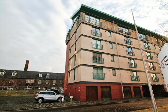 2 Bedroom Flat To Rent In Unicorn Court, West Victoria Dock Road, Dundee, Angus, DD1