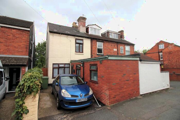 3 Bedroom House To Rent In St Georges Terrace, Kidderminster, DY10