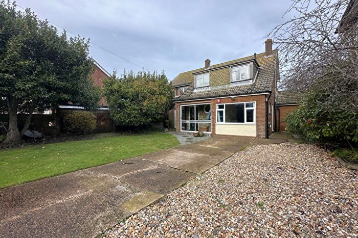 3 Bedroom Detached House For Sale In Godwyn Road, Deal, CT14