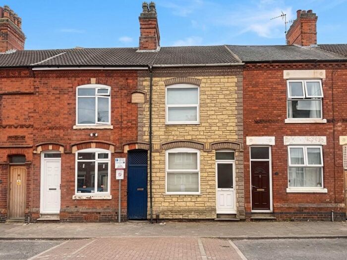 2 Bedroom Terraced House For Sale In George Street, Loughborough, LE11