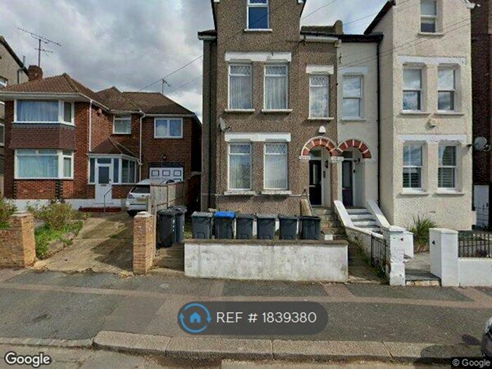 1 Bedroom Flat To Rent In Dale Park Road, London, SE19