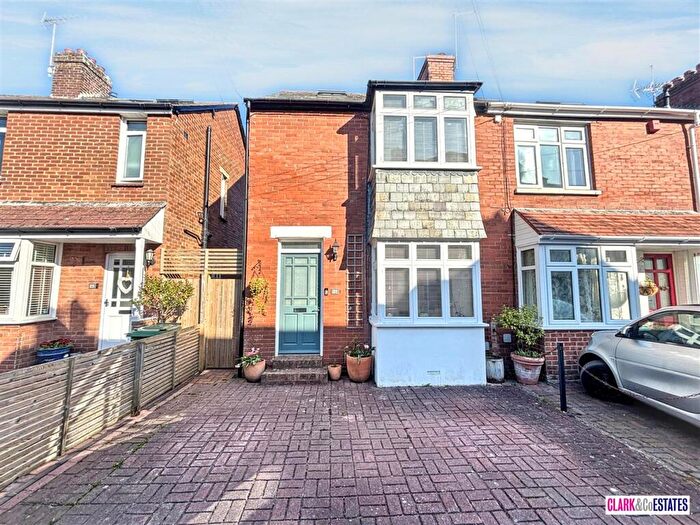 3 Bedroom End Of Terrace House For Sale In Victoria Road, Topsham, EX3