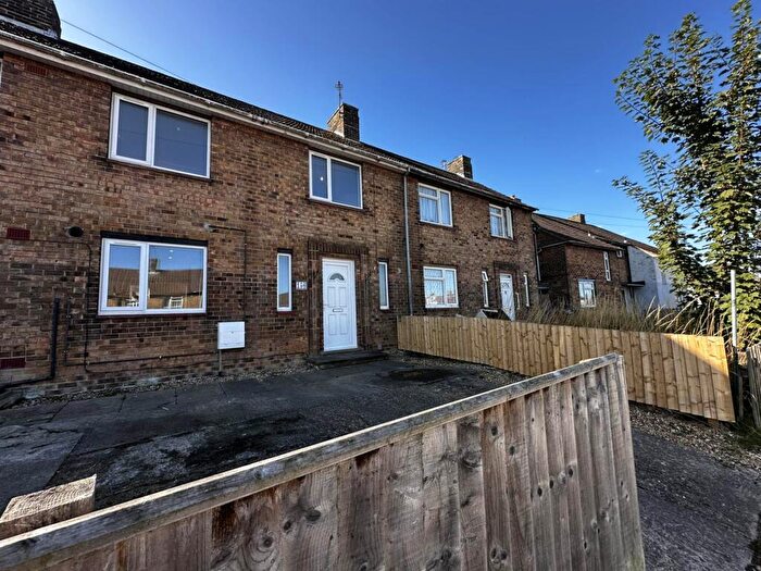 4 Bedroom Terraced House To Rent In Winchester Avenue, Grimsby, DN33