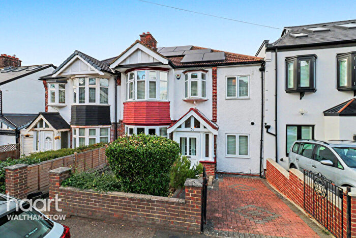 4 Bedroom Terraced House For Sale In Hillside Gardens, Walthamstow, E17