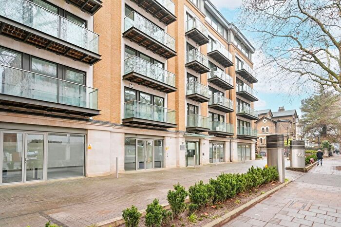Studio For Sale In Marlborough House, Chiswick, London, W4