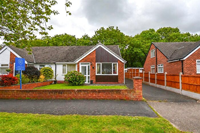 3 Bedroom Bungalow For Sale In Birkett Avenue, Ellesmere Port, Cheshire, CH65