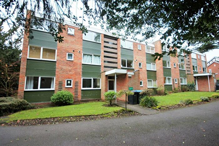 2 Bedroom Flat To Rent In Mayfield Court, Moseley, Birmingham, B13