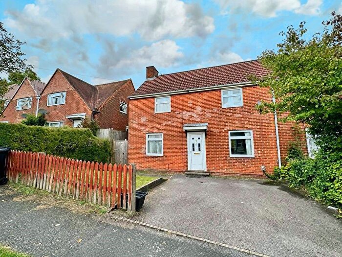 4 Bedroom Semi-detached House To Rent In Battery Hill, Winchester, SO22