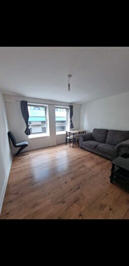 2 Bedroom Flat To Rent In Wallace Street, Glasgow, G5