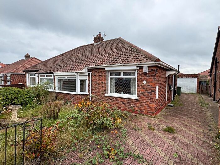 2 Bedroom Semi-detached Bungalow For Sale In Shannon Crescent, Stockton-On-Tees, TS19