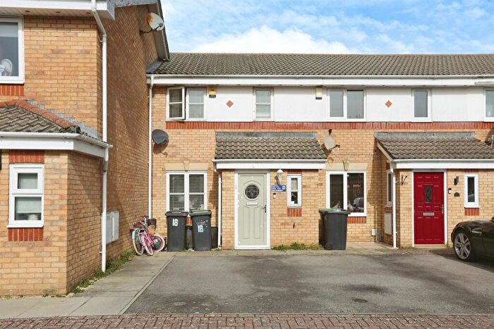 2 Bedroom Terraced House For Sale In Bolton Drive, Gosport, PO12