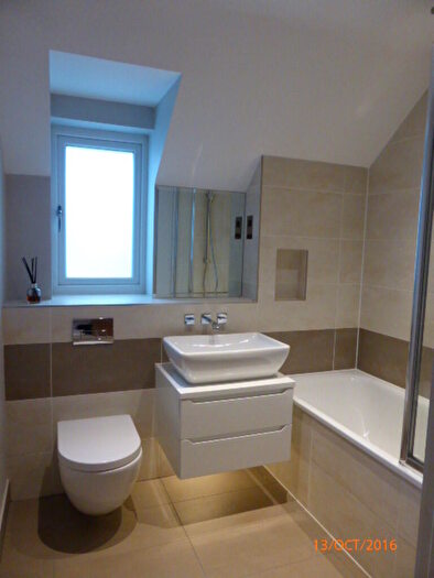 2 Bedroom Apartment To Rent In Wray Common Road, Reigate, RH2