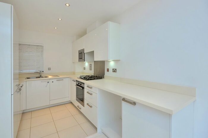 3 Bedroom Terraced House To Rent In Falmouth Walk, London, SW15