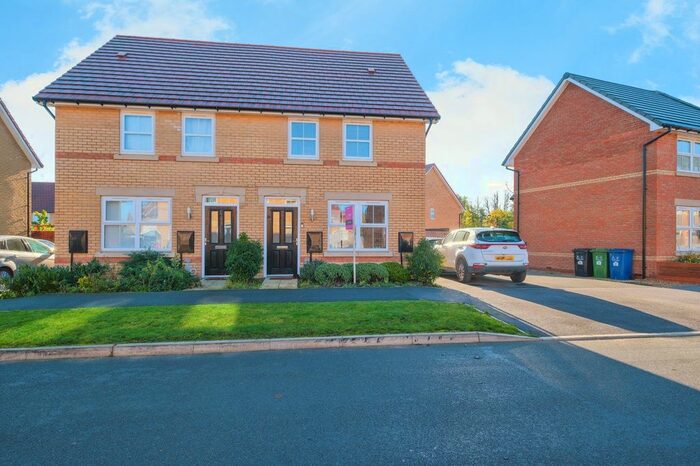 2 Bedroom Semi-Detached House For Sale In Peppercorn Drive, Cambridge, CB24