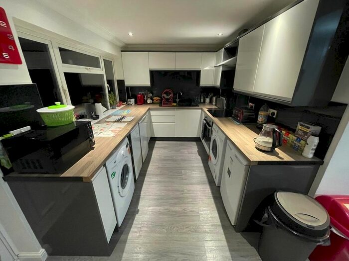 4 Bedroom Detached House To Rent In Dereham Road, New Costessey, Norwich NR5