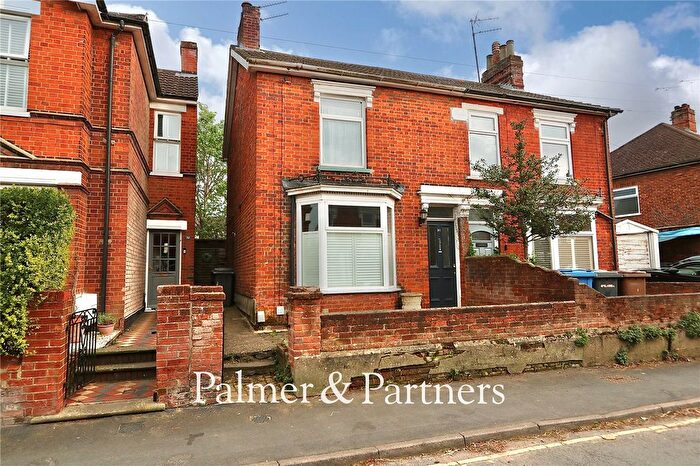2 Bedroom Semi Detached House For Sale In Lacey Street, Ipswich, Suffolk, IP4