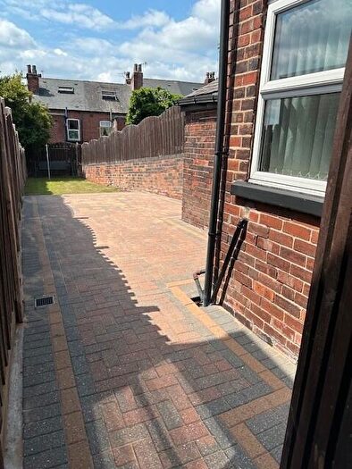 4 Bedroom Terraced House To Rent In Cammell Road, Sheffield, S5