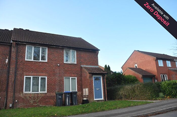 2 Bedroom Flat To Rent In Ramleaze Drive, Salisbury, SP2
