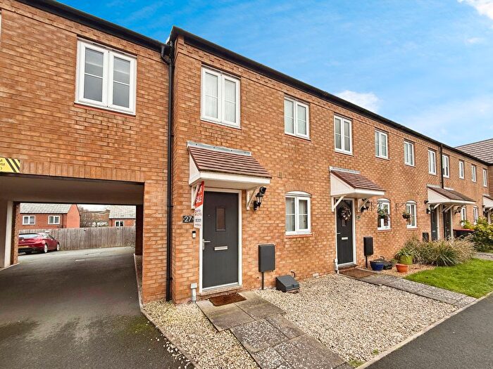 2 Bedroom End Terrace House For Sale In Thistly Leasow, Woodside, Telford, TF7