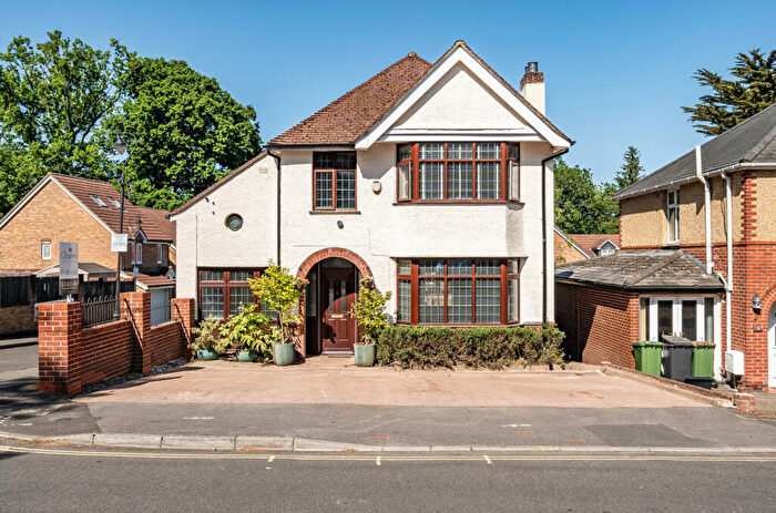 4 Bedroom Detached House For Sale In Chalvington Road, Chandler's Ford, Eastleigh, Hampshire, SO53