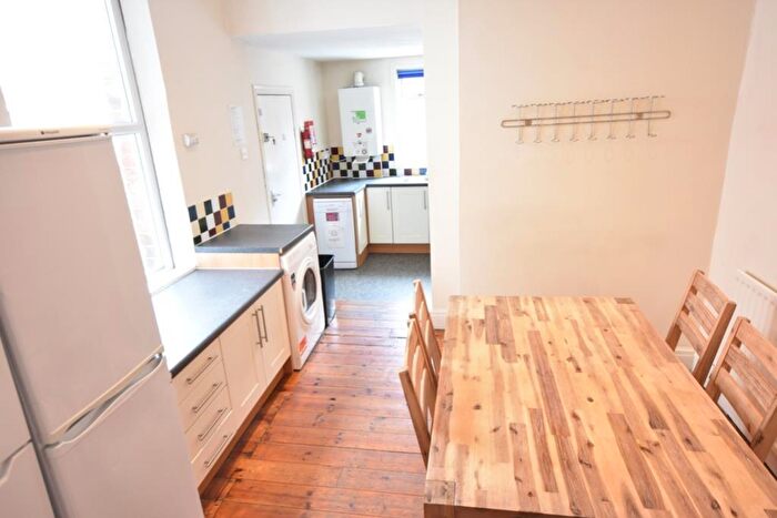 7 Bedroom Terraced House To Rent In Lyndhurst Avenue, Jesmond, NE2