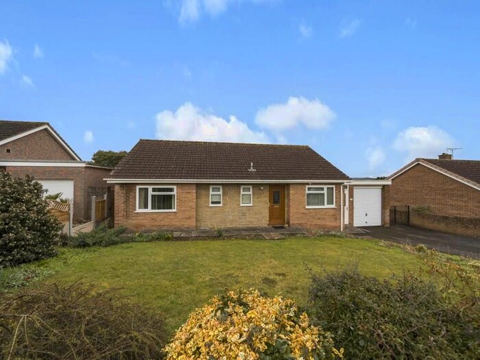 2 Bedroom Detached Bungalow For Sale In Abbey Close, Axminster, Devon, EX13