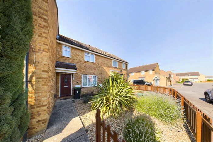 3 Bedroom Terraced House To Rent In Lichfield, Biggleswade, Bedfordshire, SG18