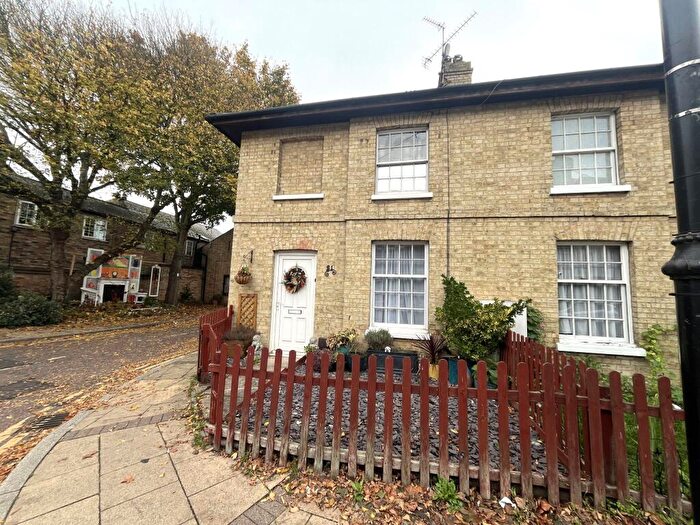 2 Bedroom Semi-Detached House For Sale In High Street, Chatteris, PE16