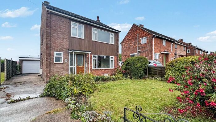 3 Bedroom Detached House For Sale In Cliff Avenue, Winterton, DN15
