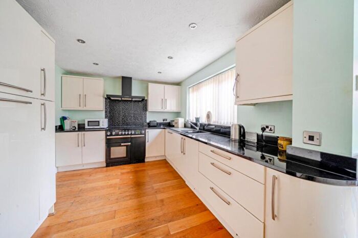 4 Bedroom Detached House For Sale In Aldermans Lane, Redditch, B97
