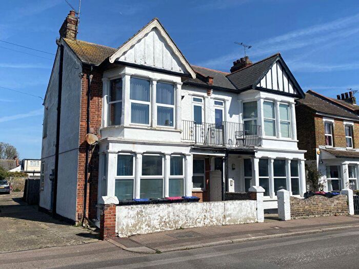 1 Bedroom Flat To Rent In St Andrews Road, Shoeburyness; Online Registration, SS3