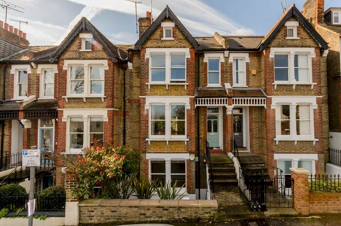 1 Bedroom Flat To Rent In Kirkside Road, Blackheath, London, SE3