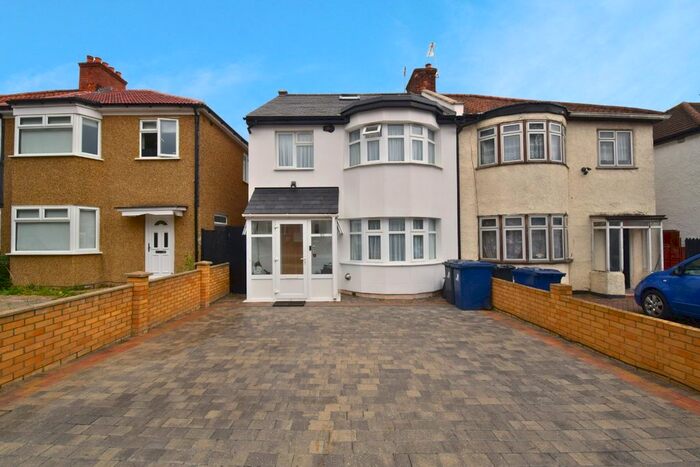 4 Bedroom Semi-Detached House To Rent In Highfield Avenue, Greenford, Greater London, UB6