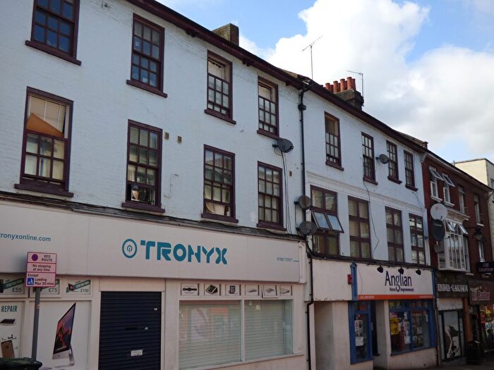 1 Bedroom Flat To Rent In Wellington St, Luton, LU1