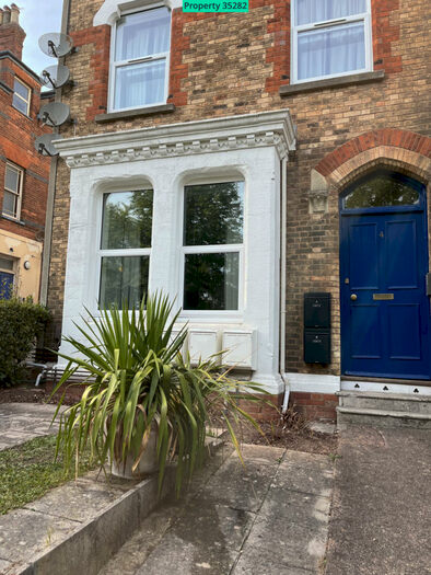 1 Bedroom Ground Flat To Rent In Blackall Road, Exeter, EX4